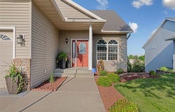 1904 Rock Ridge Lane, Saint Peter, MN 56082