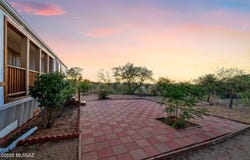 1074 N White Oak Place, Oracle, AZ 85623