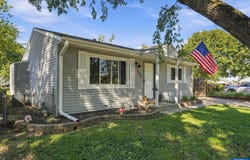 2135 Griffith Street, Lincoln, NE 68503