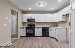 320 JUNIPER DRIVE, ETTERS, PA 17319