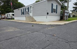 5224 MARLTON PIKE, PENNSAUKEN, NJ 08109