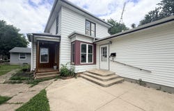 400 E Spruce St, Cherokee, IA 51012