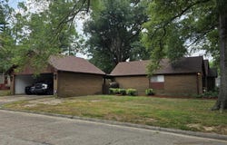 1216 N Izard St, Forrest City, AR 72335