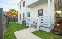 42 Poinsett Street, Charleston, SC 29403