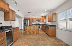 10615 ORANGE BLOSSOM LANE, SEMINOLE, FL 33772
