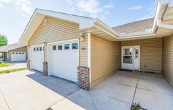 416 MAUPIN LN, Sergeant Bluff, IA 51054
