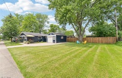 402 Hazel Drive, Berea, OH 44017