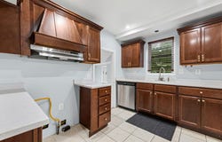 6953 Mayburn Street, Dearborn Heights, MI 48127