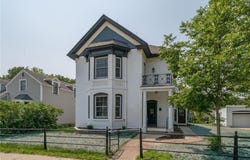 121 N Hickory Street, Chaska, MN 55318