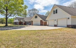 15642 N 104th East Avenue, Collinsville, OK 74021