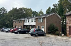180 Chalfont, Athens, GA 30606