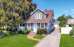 3861 Hickory Street, Seaford, NY 11783