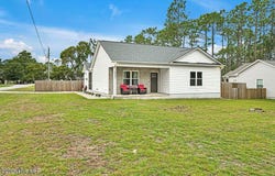 1805 Salisbury Road, Southport, NC 28461