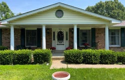 715 Silo Lane, Villa Ridge, MO 63089