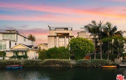 442 Sherman Canal, Venice, CA 90291