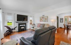 1556 Bertch Avenue, Waterloo, IA 50702