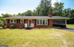 6883 S EAST SIDE HWY, ELKTON, VA 22827
