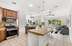 325 Swenson DR, Hutto, TX 78634