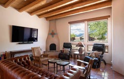 350 Monte Vista Road, Taos, NM 87571