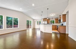 1501 E 131st Street, Burnsville, MN 55337