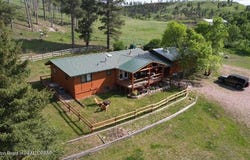 17512 US-14, Moorcroft, WY 82721