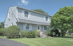 23 Bromley Pl, Bloomfield Twp., NJ 07003
