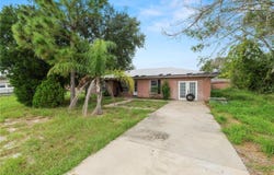 136 MADERA Drive, WINTER HAVEN, FL 33880