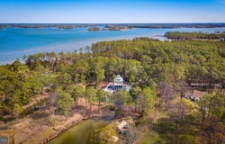 1307 BROADVIEW Drive, CAMBRIDGE, MD 21613