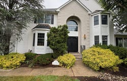 10 English Path, Freehold, NJ 07728