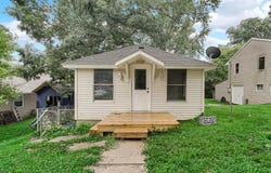 1502 Redwing Road, Valparaiso, IN 46383