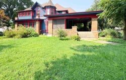 202 W 3RD Street, Delavan, IL 61734