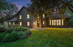 2127 Vintage Drive, Fitchburg, WI 53575