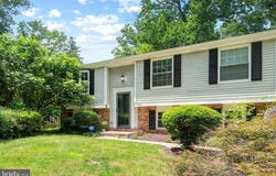 9117 HUNTING PINES PLACE, FAIRFAX, VA 22032