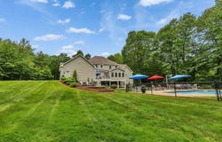54 Pasture Road, Auburn, NH 03032