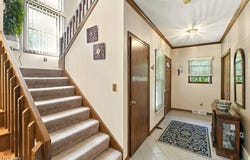 1904 Lillian Road, Stow, OH 44224