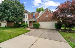 45241 Thornhill Road, Canton, MI 48188