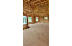 1525 3rd St SW, MtVernon, IA 52314