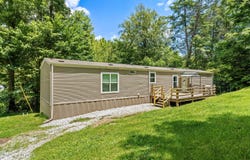 567 Jeffers Rd, Huntsville, TN 37756