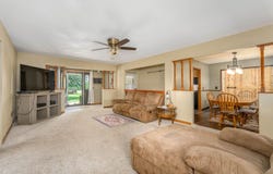 1277 N Osage Rd, Mulvane, KS 67110