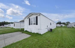 1100 Thornwood Drive SW, Heath, OH 43056