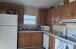 71 4th Ave, Venice, FL 34285