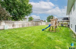 102 N Sund St, Worthing, SD 57077-2074
