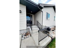 316 Brome Grass Dr, Grand Island, NE 68803