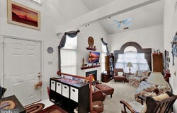 112 HICKORY Lane, READING, PA 19610