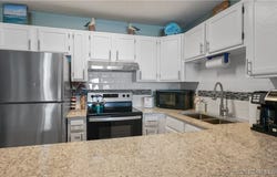 21 Southwood Shores Circle, Four Seasons, MO 65049