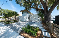 1076 NW 55th St, Miami, FL 33127