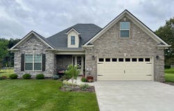 101 Oaktree Lane, Franklin, KY 42134
