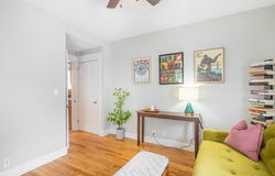61 Acushnet Ave, Worcester, MA 01606