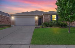1416 Trace Drive, Aubrey, TX 76227