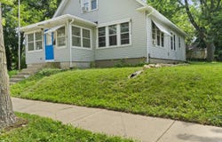 81 S Blain St, Oconomowoc, WI 53066